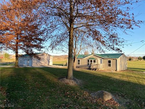 3585 Shreve Eastern Rd, Shreve, OH, 44676-9787 | Card Image