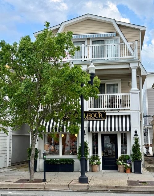 b-620 Asbury Ave, Ocean City, NJ, 08226-3886 | Card Image