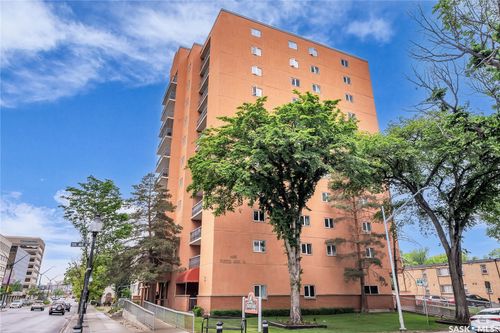 305-405 5th Avenue N, Saskatoon, SK, S7K6Z3 | Card Image