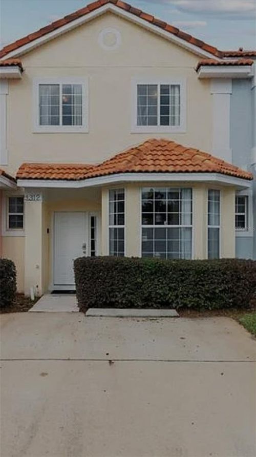 1312 S Beach Cir, KISSIMMEE, FL, 34746-6748 | Card Image