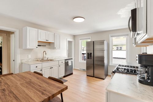 20 Fairmount St, Everett, MA, 02149-3805 | Card Image