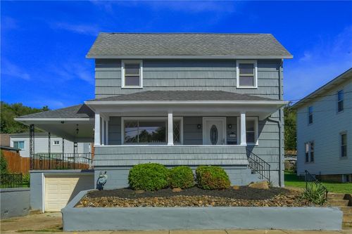 412 Orchard Ave, Ellwood City, PA, 16117-1027 | Card Image