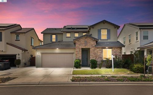 15887 Brownstone Ct, Lathrop, CA, 95330-7908 | Card Image