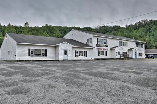 132 Monadnock Hwy, Swanzey, NH, 03446-2142 | Card Image