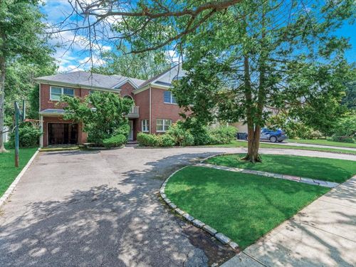 74 Margaret Ave, Lawrence, NY, 11559-1826 | Card Image