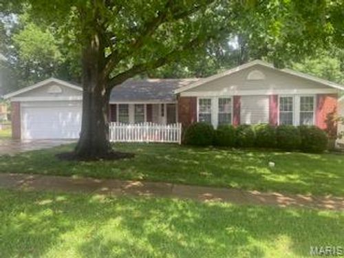 1272 Beaver Creek Rd, Chesterfield, MO, 63017-1942 | Card Image