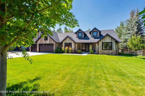22 Equestrian Way, Carbondale, CO, 81623-9132 | Card Image