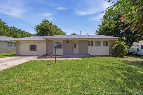 505 N 10th Street, Broken Arrow, OK, 74012 | Card Image