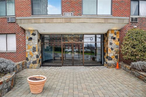 apt-6f-25 Lake St, White Plains, NY, 10603-4009 | Card Image