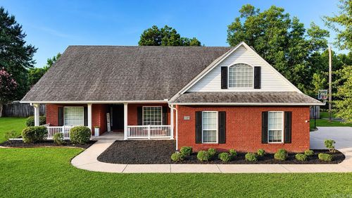1012 W Holland Ave, White Hall, AR, 71602-9572 | Card Image