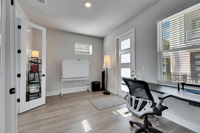 1st Floor Office with separate entrance and en-suite bathroom | Image 15