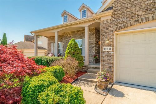 47037 Marina Dr, Van Buren Township, MI, 48111-7000 | Card Image