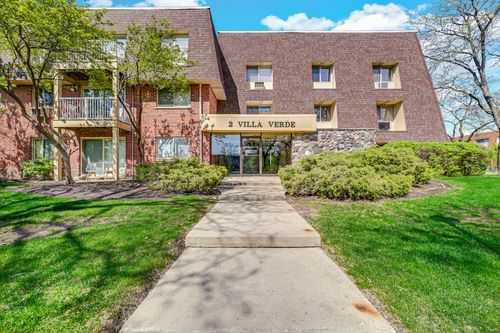 apt-320-2 Villa Verde Dr, Buffalo Grove, IL, 60089-4171 | Card Image
