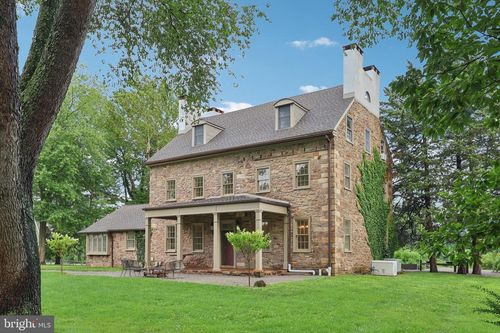 131 Willowbrook Dr, DOYLESTOWN, PA, 18901-2887 | Card Image