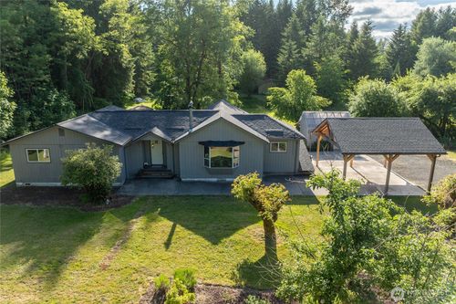 1502 S Toutle Rd, Toutle, WA, 98649-9765 | Card Image