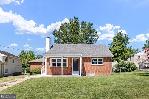 305 N Ogle Ave, WILMINGTON, DE, 19805-1729 | Card Image