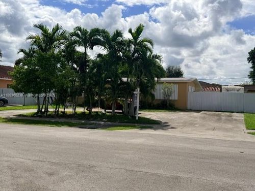 11260 Sw 60th Ter, Miami, FL, 33173-1021 | Card Image