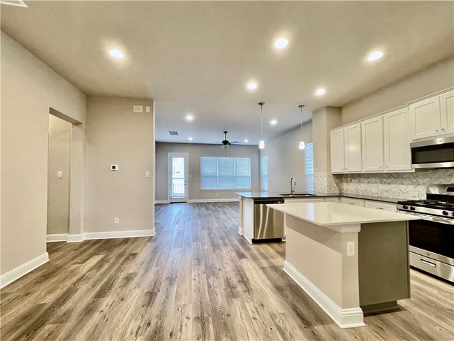UNIT-88 - 600 C Bar Ranch Trl, House other with 3 bedrooms, 3 bathrooms and 4 parking in Cedar Park TX | Image 5