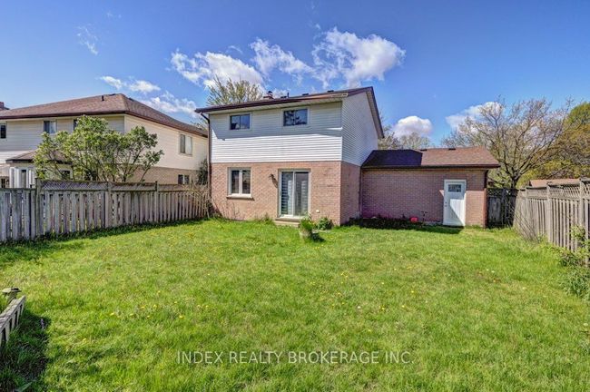 30 Maxwell Dr, House other with 4 bedrooms, 3 bathrooms and 4 parking in Kitchener ON | Image 38