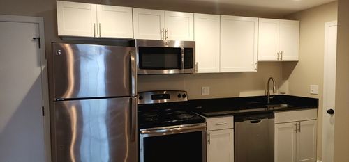204-1 Old Colony Rd, Mansfield, MA, 02048-2183 | Card Image