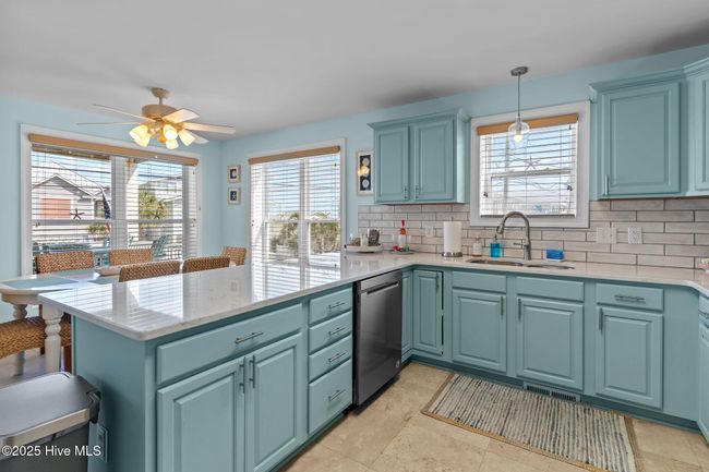 1 - 1101 N Fort Fisher Boulevard N, Condo with 3 bedrooms, 2 bathrooms and null parking in Kure Beach NC | Image 10