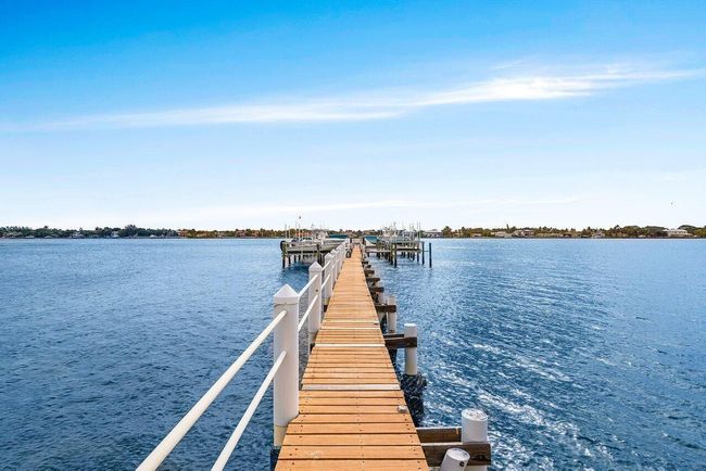 APT-304 - 1206 S Lake Dr, Condo with 2 bedrooms, 2 bathrooms and null parking in Lantana FL | Image 24