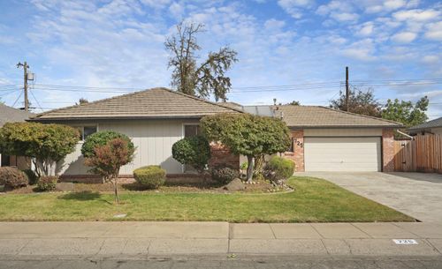 725 Costa Drive, Lodi, CA, 95240 | Card Image