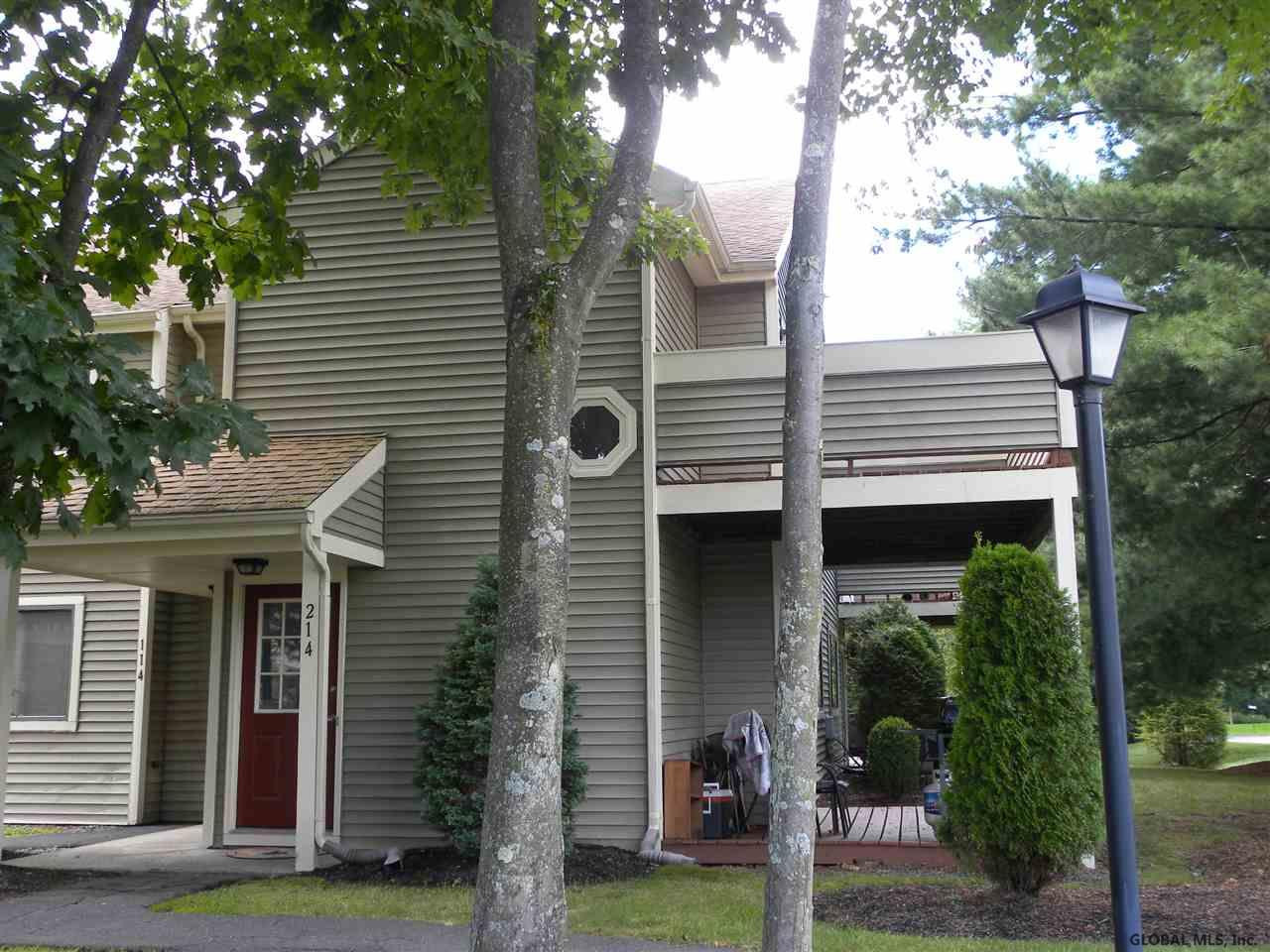 Victory Way, Halfmoon, NY 12065