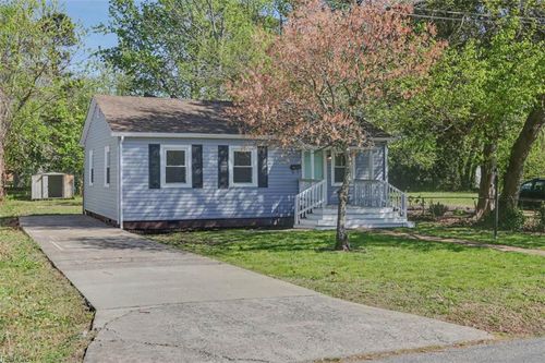 212 N Sixth St, Hampton, VA, 23664-1415 | Card Image
