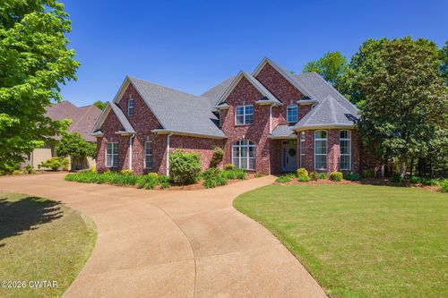 84 Nottingham Dr, Jackson, TN, 38305-7570 | Card Image