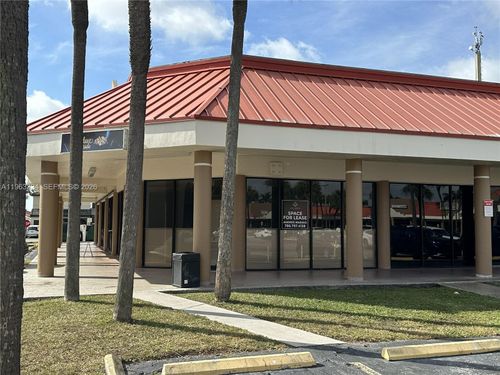 143-11300 Nw 87th Ct, Hialeah Gardens, FL, 33018 | Card Image