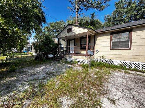 2057 Brackland St, JACKSONVILLE, FL, 32206-4224 | Card Image
