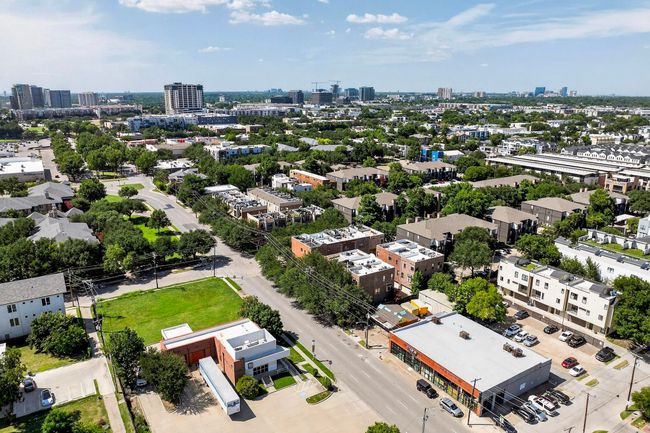 View of urban area | Image 40