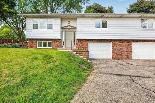 3907-3907 Patrick Henry Way, Middleton, WI, 53562 | Card Image