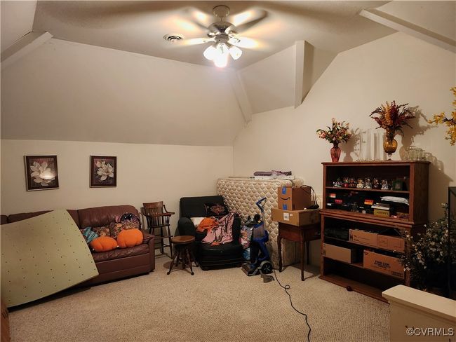 Bonus room upstairs | Image 19