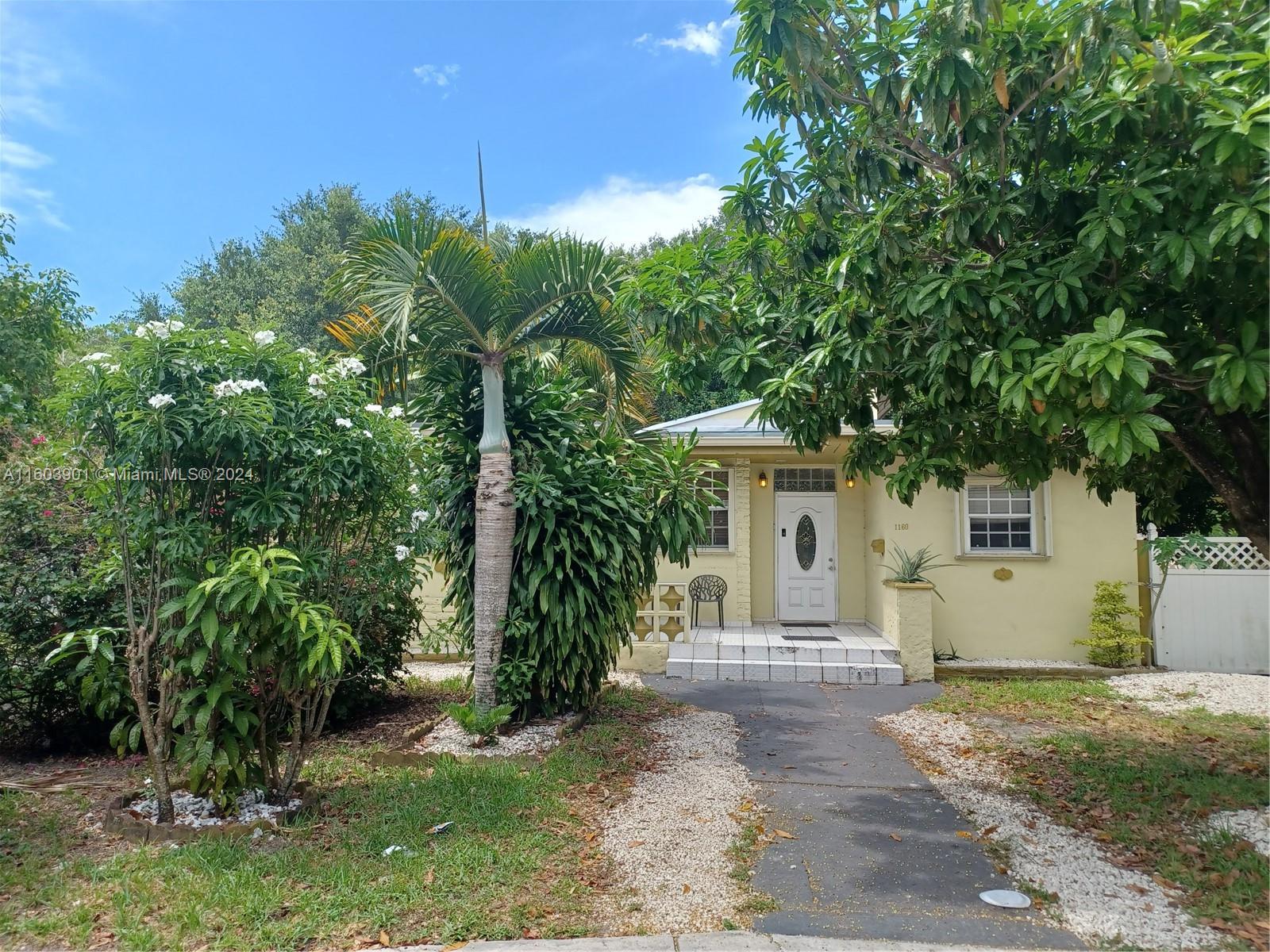 129th St, North Miami, FL 33161