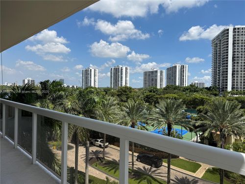 510-20185 E Country Club Dr, Aventura, FL, 33180-3049 | Card Image
