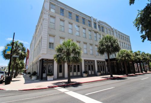 apt-208-2207 Post Office St, Galveston, TX, 77550-1959 | Card Image