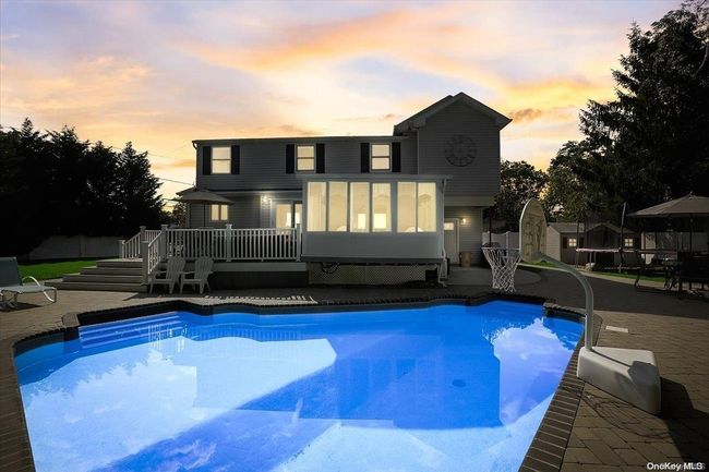 11 13 Th St, House other with 4 bedrooms, 3 bathrooms and null parking in Bohemia NY | Image 5