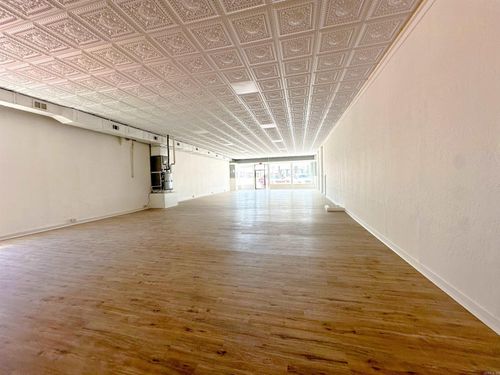 108 Public Square Square, Berryville, AR, 72611 | Card Image