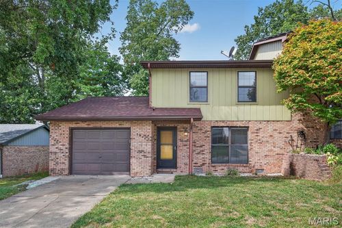35 Ramona Dr, Shiloh, IL, 62221-4456 | Card Image