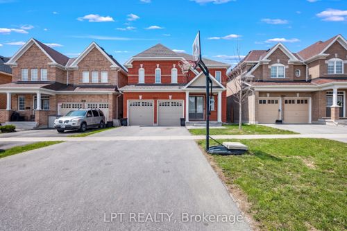 1852 Grandview St N, Oshawa, ON, L1K0Y2 | Card Image