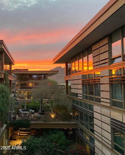 6002-7161 E Rancho Vista Dr, Scottsdale, AZ, 85251-1495 | Card Image