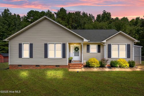 509 Apple Ln, Bessemer City, NC, 28016-9527 | Card Image