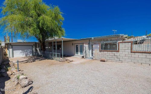 31447 Marine Dr, Parker, AZ, 85344-8831 | Card Image