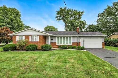 736 Richmond Dr, Hermitage, PA, 16148-1509 | Card Image