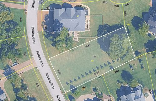 405 Glenway Cv, Lebanon, TN, 37087-1365 | Card Image