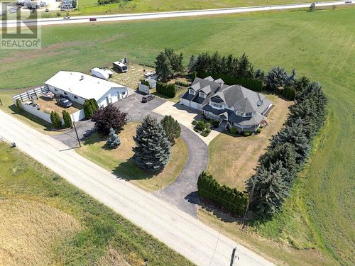 135 Pleasant Valley Cross Rd, Armstrong, BC, V4Y0W1 | Card Image