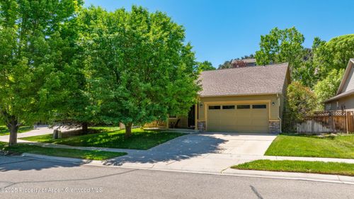 663 S Wildhorse Dr, New Castle, CO, 81647-9486 | Card Image