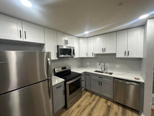 41226 Southwind Dr, Canton, MI, 48188-1317 | Card Image